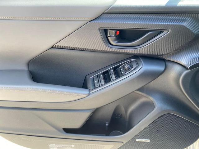 Photo of 2025 Crystal White Pearl Subaru Crosstrek