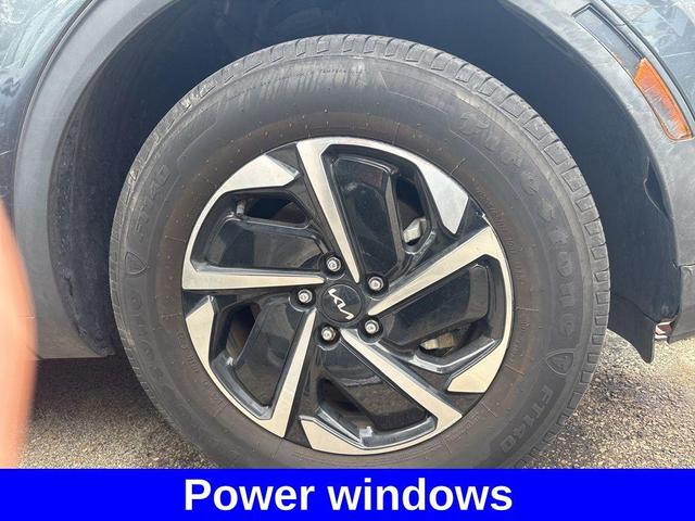 Photo of 2023 Gravity Gray Kia Sportage Hybrid