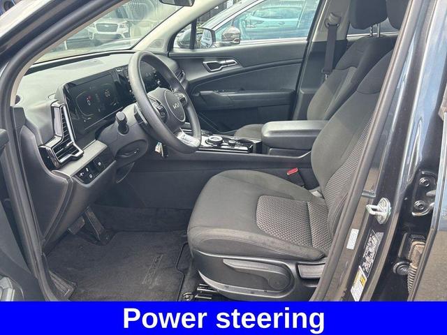 Photo of 2023 Gravity Gray Kia Sportage Hybrid