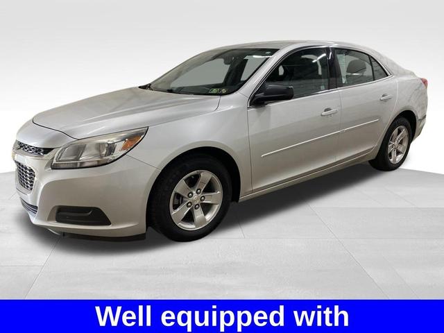 Photo of 2015 Silver Ice Metallic Chevrolet Malibu