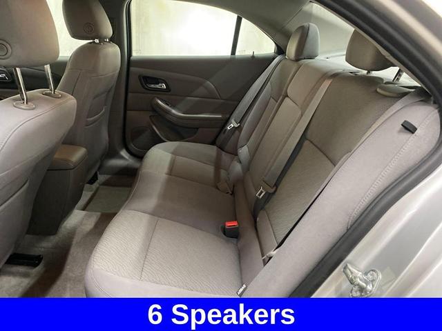 Photo of 2015 Silver Ice Metallic Chevrolet Malibu