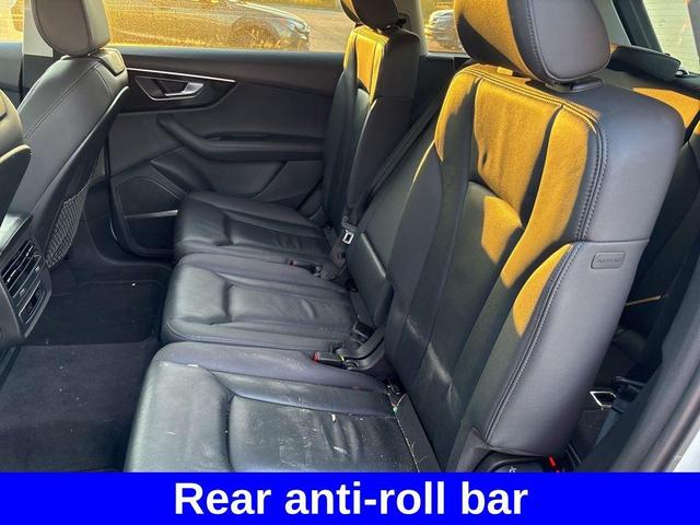 Photo of 2023 Carrara White Audi Q7