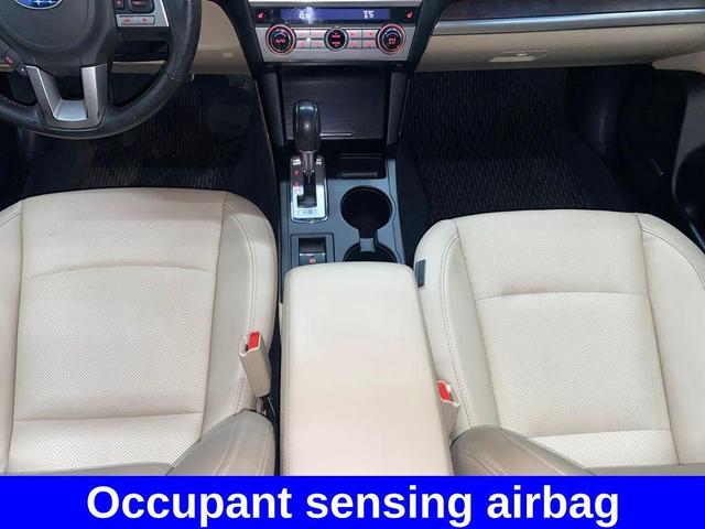 Photo of 2016 White Subaru Outback