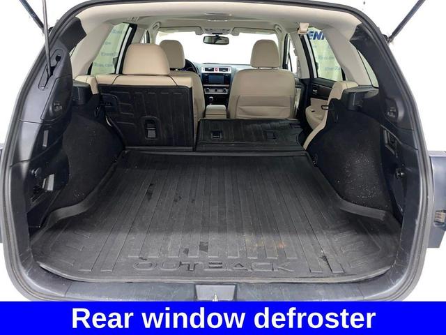 Photo of 2016 White Subaru Outback