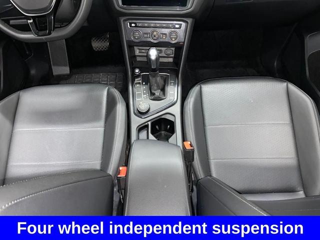 Photo of 2020 Silk Blue Metallic Volkswagen Tiguan