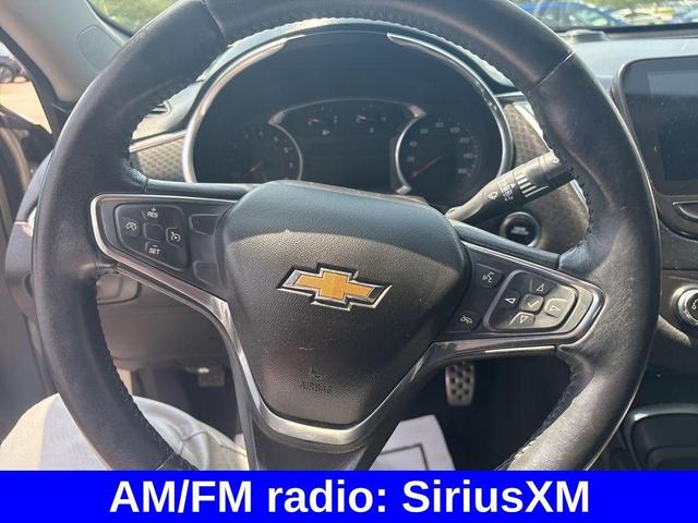 Photo of 2016 Champagne Silver Chevrolet Malibu