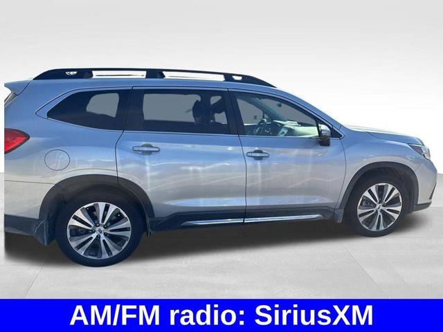Photo of 2022 Ice Silver Metallic Subaru Ascent
