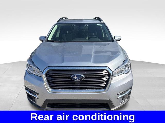 Photo of 2022 Ice Silver Metallic Subaru Ascent