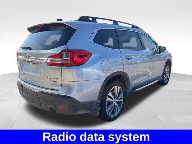 Photo of 2022 Ice Silver Metallic Subaru Ascent
