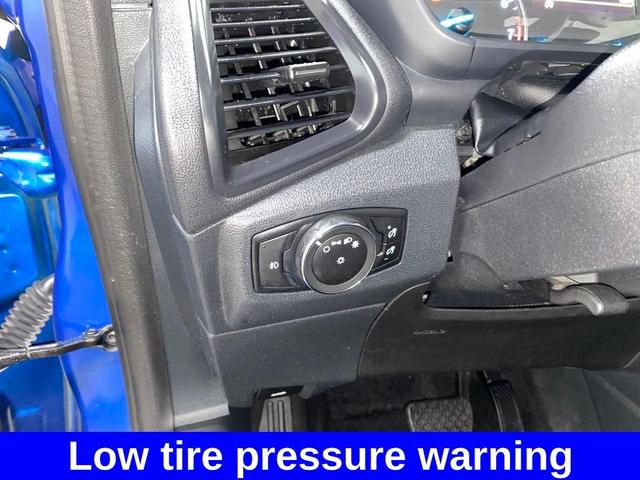 Photo of 2018 Blue Candy Metallic Tinted Clearcoat Ford EcoSport