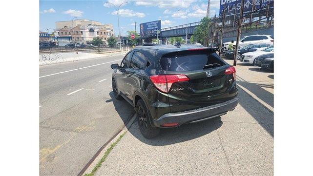 Photo of 2016 Green Honda HR-V
