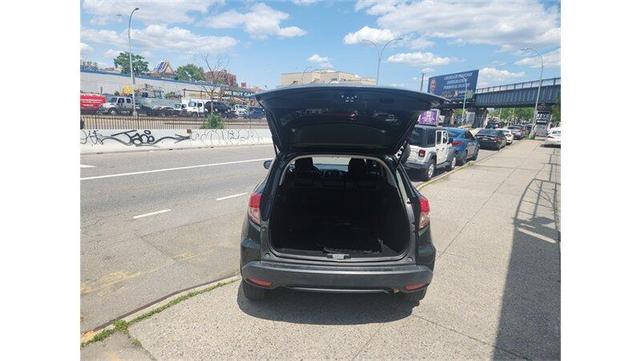 Photo of 2016 Green Honda HR-V