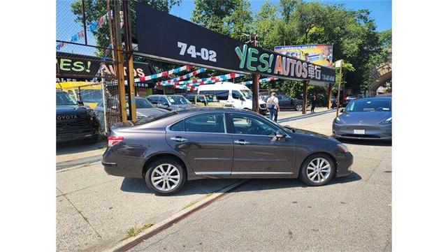 Photo of 2010 Black Lexus ES 350