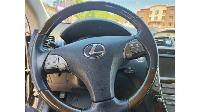Photo of 2010 Black Lexus ES 350