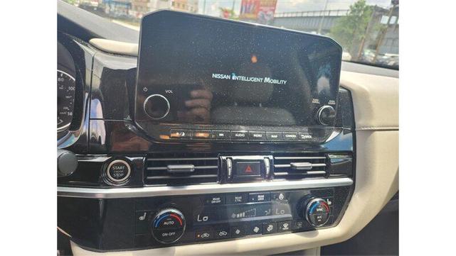 Photo of 2023 Black Nissan Pathfinder