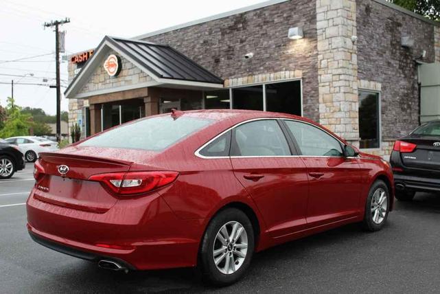 Photo of 2017 Scarlet Red Hyundai SONATA