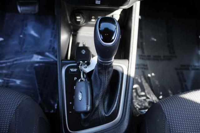 Photo of 2018 Frost White Pearl Hyundai Accent