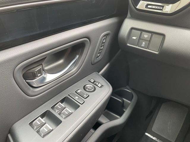 Photo of 2025 Sonic Gray Pearl Honda Pilot