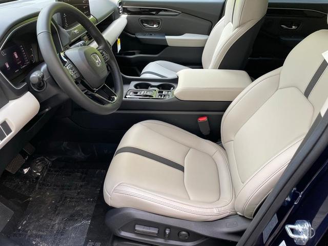 Photo of 2026 Obsidian Blue Honda Passport