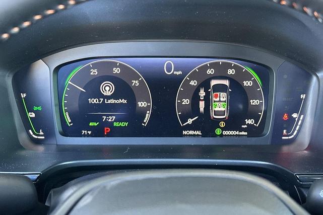 Photo of 2026 Silver Metallic Honda CR-V Hybrid