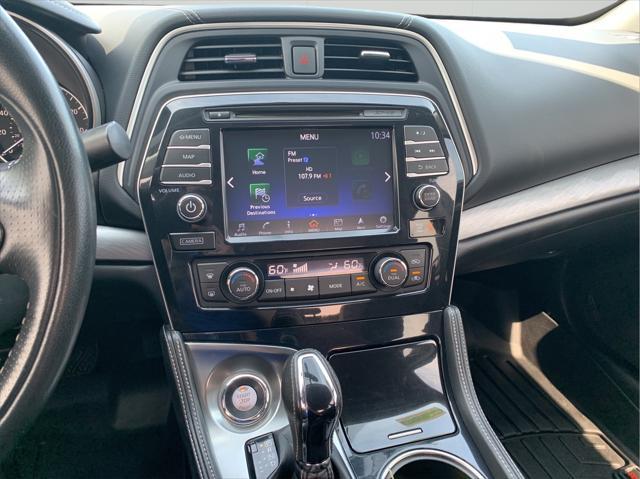 Photo of 2017 Brilliant Silver Nissan Maxima