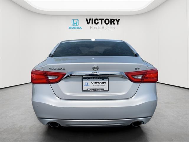 Photo of 2017 Brilliant Silver Nissan Maxima