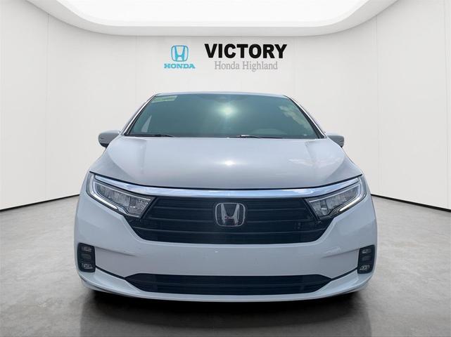 Photo of 2024 Platinum White Pearl Honda Odyssey