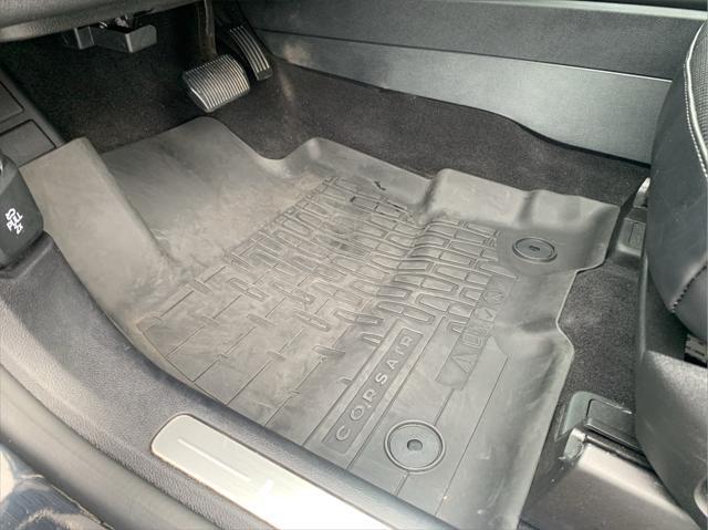 Photo of 2023 Infinite Black Metallic Clearcoat Lincoln Corsair