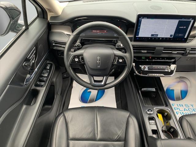 Photo of 2023 Infinite Black Metallic Clearcoat Lincoln Corsair