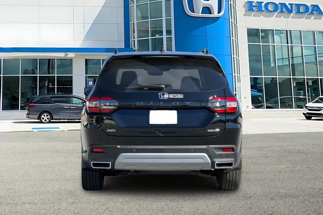 Photo of 2025 Crystal Black Pearl Honda Pilot
