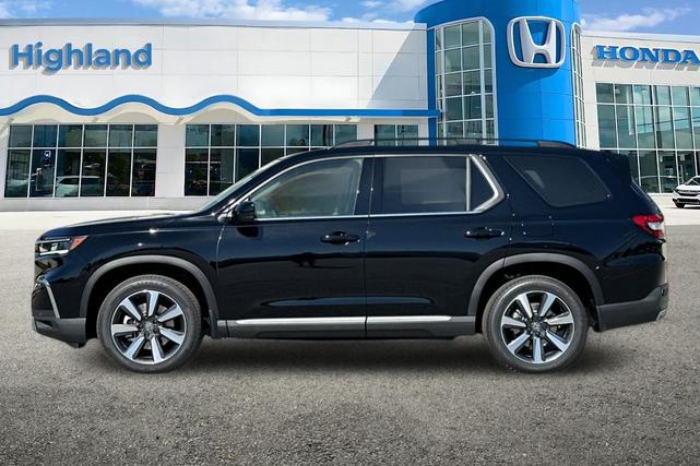Photo of 2025 Crystal Black Pearl Honda Pilot