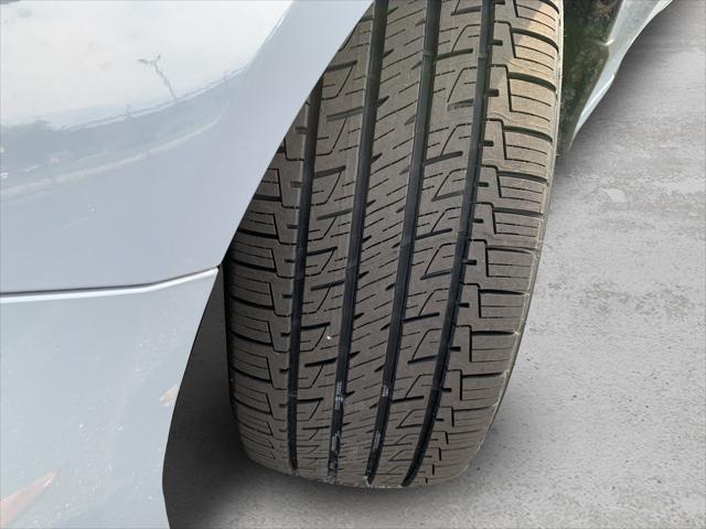Photo of 2022 Sonic Gray Pearl Honda Accord Hybrid