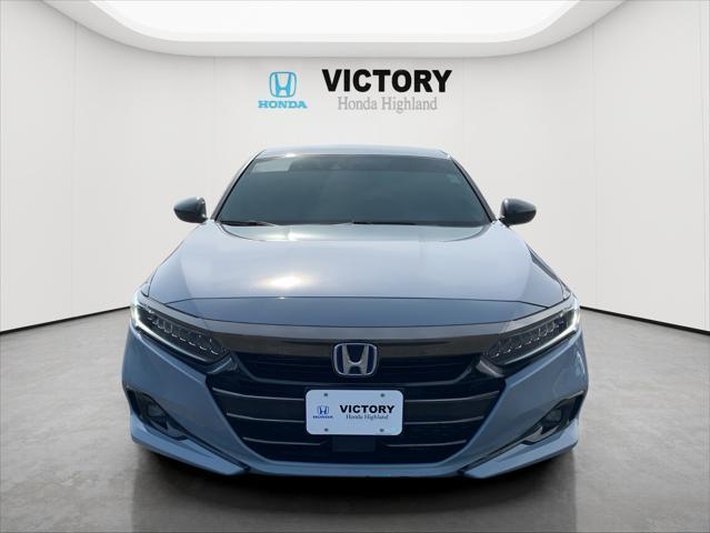 Photo of 2022 Sonic Gray Pearl Honda Accord Hybrid