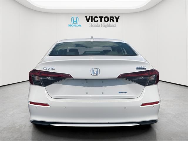 Photo of 2025 Platinum Honda Civic Hybrid