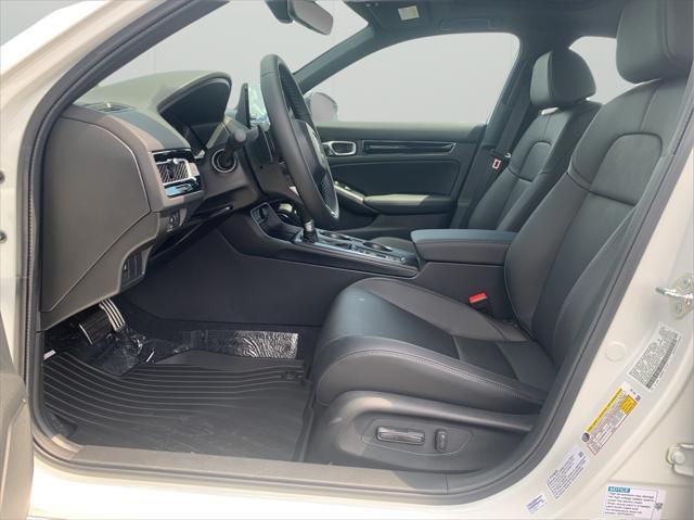Photo of 2025 Platinum Honda Civic Hybrid