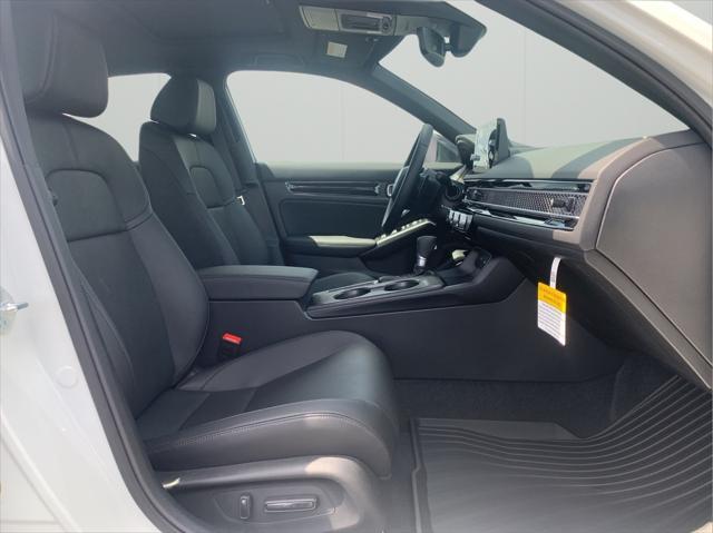 Photo of 2025 Platinum Honda Civic Hybrid