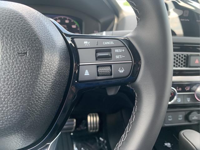 Photo of 2025 Platinum Honda Civic Hybrid
