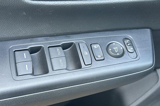 Photo of 2026 Ash Honda CR-V Hybrid