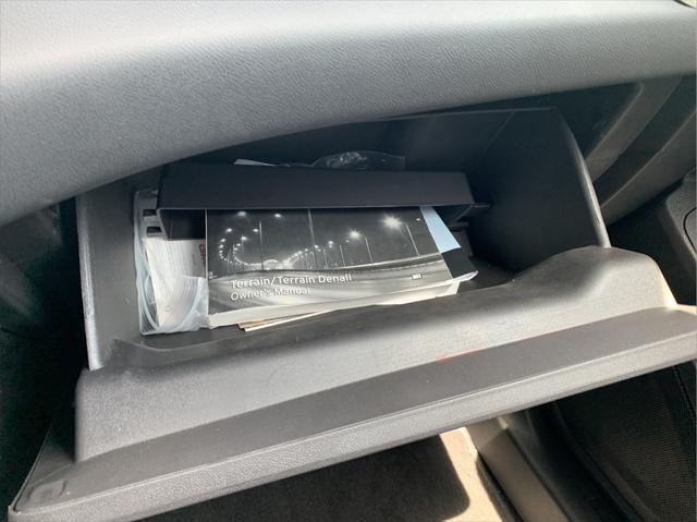 Photo of 2024 Ebony Twilight Metallic GMC Terrain