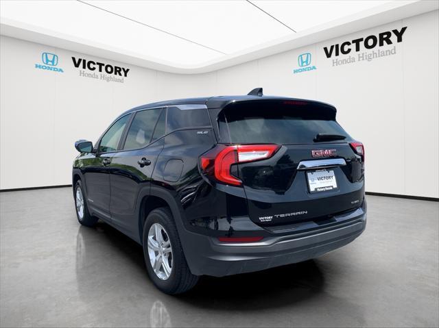 Photo of 2024 Ebony Twilight Metallic GMC Terrain