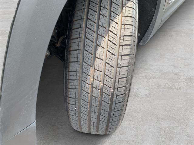 Photo of 2024 Ebony Twilight Metallic GMC Terrain
