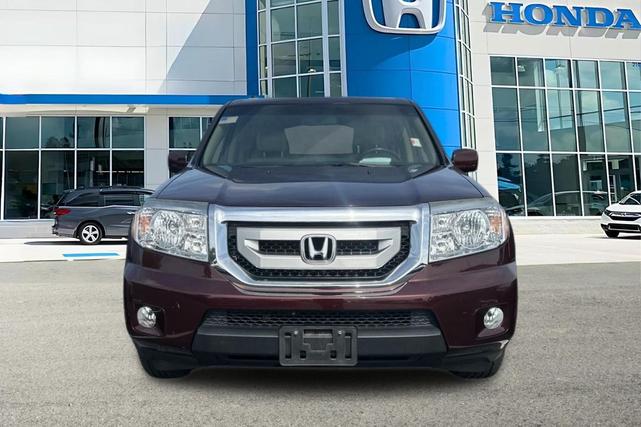 Photo of 2010 Dark Cherry Pearl Honda Pilot