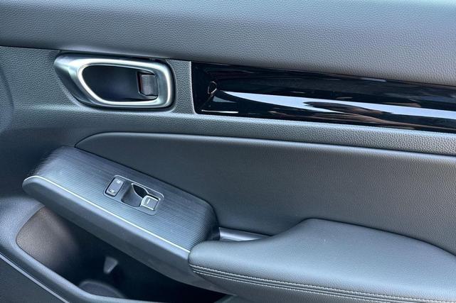 Photo of 2026 Meteorite Honda Civic Hybrid