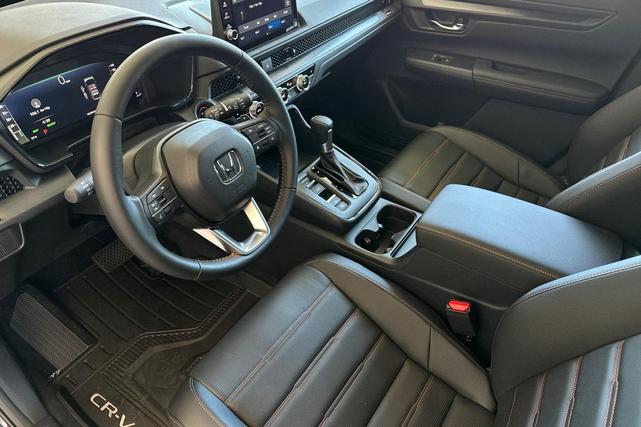 Photo of 2026 Crystal Black Pearl Honda CR-V Hybrid