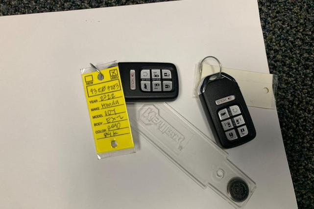 Photo of 2022 Radiant Red Metallic II Honda Odyssey