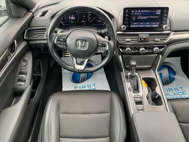 Photo of 2022 Platinum White Pearl Honda Accord