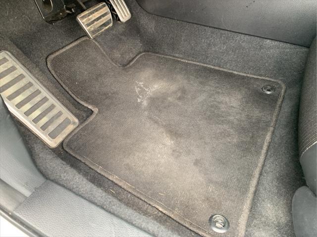 Photo of 2022 Platinum White Pearl Honda Accord