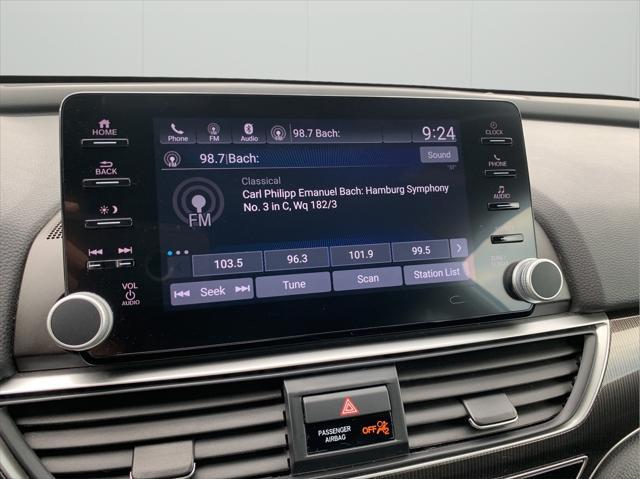 Photo of 2022 Platinum White Pearl Honda Accord