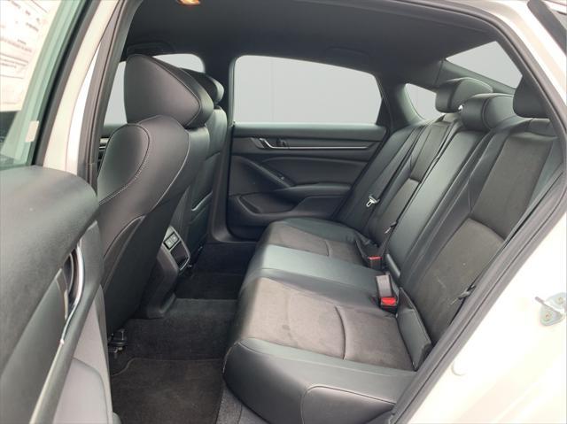 Photo of 2022 Platinum White Pearl Honda Accord