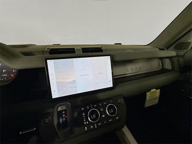 Photo of 2025 Santorini Black Land Rover Defender